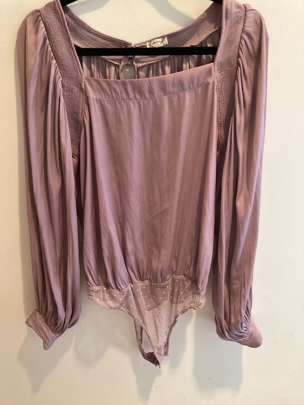 Lilac Long-Sleeve Sheer Hem Bodysuit medium